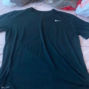 Black Nike Tee size L